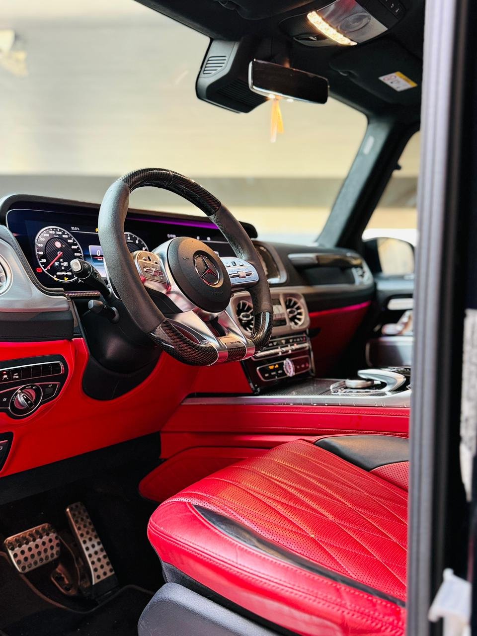 Mercedes-Benz G63 2023