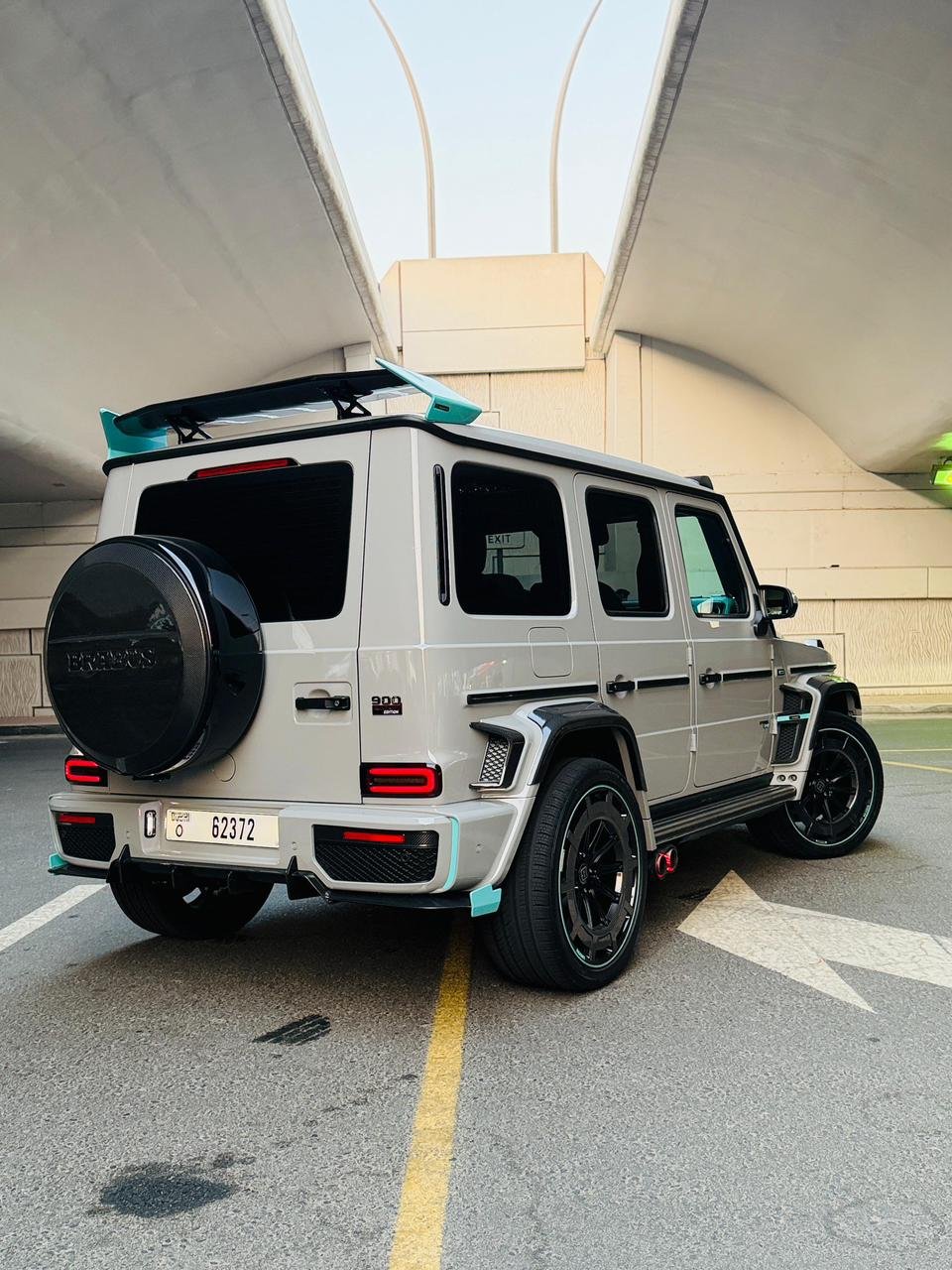 Mercedes-Brabus-G900 Rocket