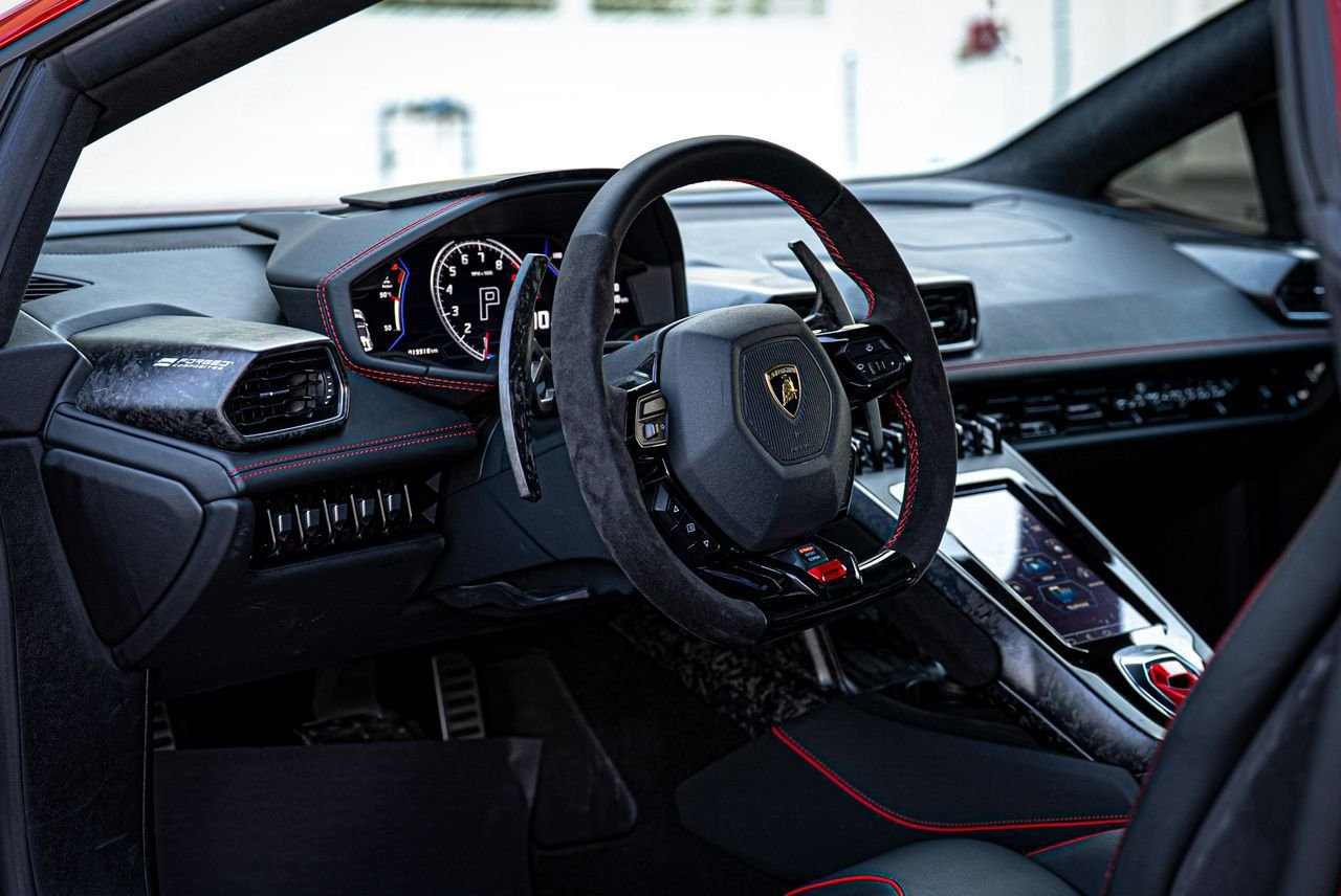 Lamborghini Huracan EVO Spyder 2024