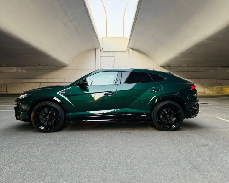 rent lamborghini urus dubai